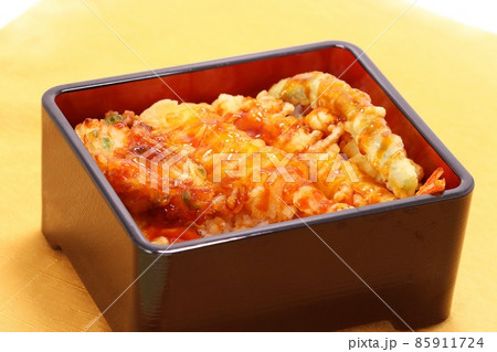 天重 天丼 重箱入り 天ぷら 天重 天丼 重箱入り 天ぷら 85911724