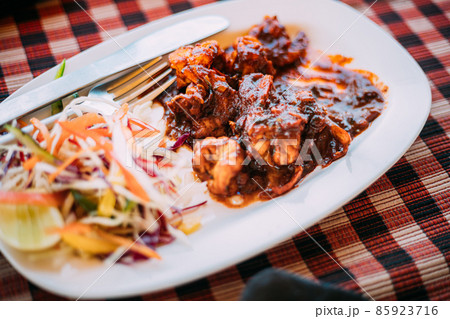 Goa, India. Dish Of Indian National Cuisine Is Goan Shrimp In Indian Sauce. Traditional Dish Of Goa. Dish Of Indian National Cuisine Is Goan Shrimp In Indian Sauce. Traditional Dish 85923716