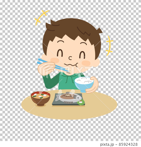 笑顔で食事をする男の子 焼き魚 85924328