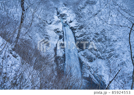 秋保大滝　冬　雪（宮城県仙台市） 85924553