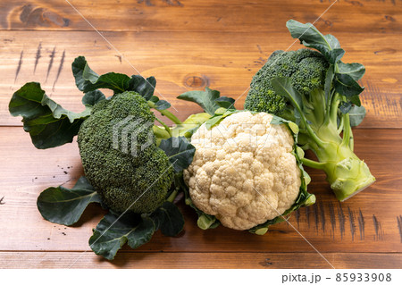 ブロッコリーとカリフラワー 85933908
