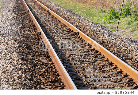 線路・枕木・レール・警報機・踏切 線路・枕木・レール・警報機・踏切 85935844