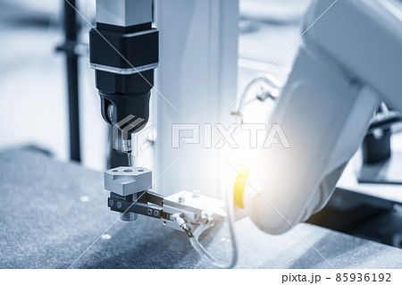 The robotic system working with multi-axis CMM machine. The robotic system working with multi-axis CMM machine. 85936192
