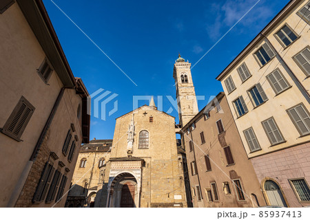 Basilica of Santa Maria Maggiore in Bergamo Upper Town - Lombardy Italy Basilica of Santa Maria Maggiore in Bergamo Upper Town - Lombardy Italy 85937413