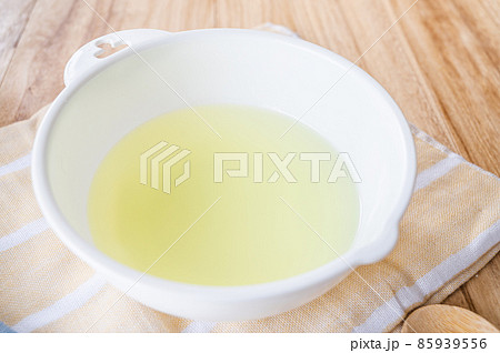 クリームチーズ作りで出来たホエイ 85939556