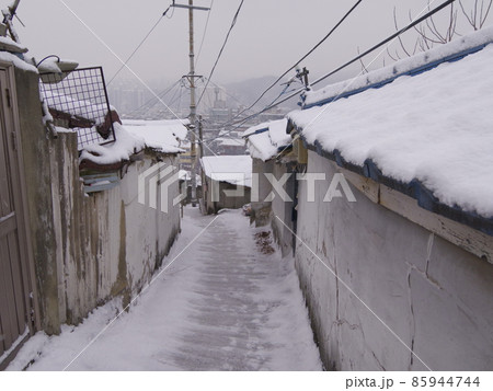 積雪 風景 景色 85944744
