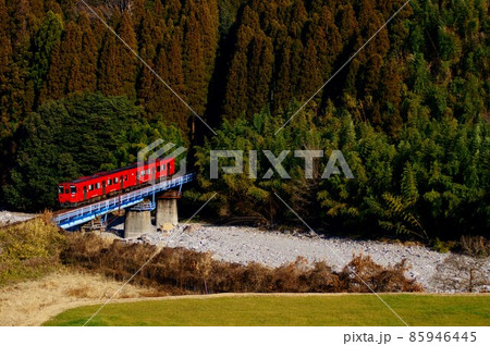 キハ200系気動車　久大本線：引治～豊後中村 85946445