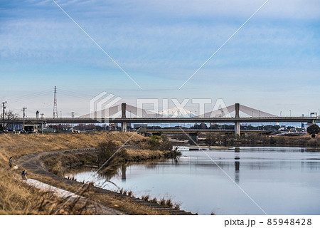 《愛知県》庄内川新名西橋から御嶽山 《愛知県》庄内川新名西橋から御嶽山 85948428