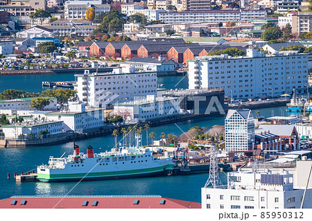 《長崎県》佐世保中心街の街並み・天神山公園の眺め 85950312