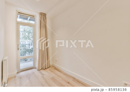 Design of a cozy room with large door Design of a cozy room with large door 85958136