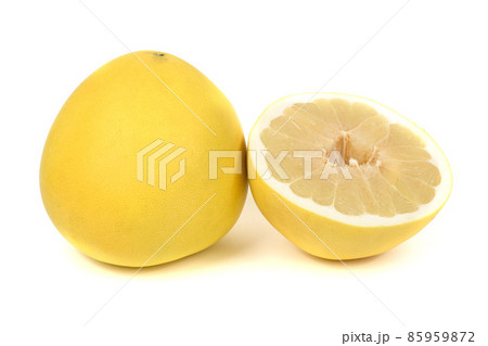 Perfectly retouched pomelo on white background. 85959872