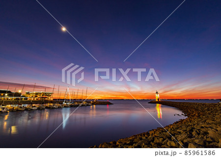 Sunset beautiful landscape of the Lake Hefner lighthouse Sunset beautiful landscape of the Lake Hefner lighthouse 85961586
