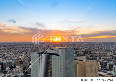 神奈川県横浜市の夕景 85962298