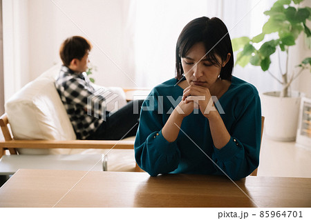 離婚・夫婦喧嘩イメージ 85964701