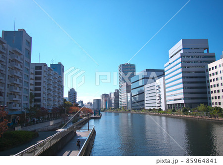 みたて橋からの高浜運河の風景 みたて橋からの高浜運河の風景 85964841