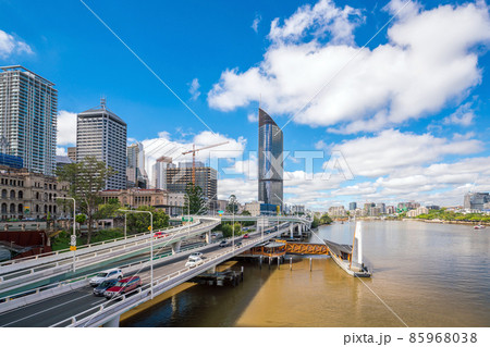 Brisbane city skyline and Brisbane river Brisbane city skyline and Brisbane river 85968038