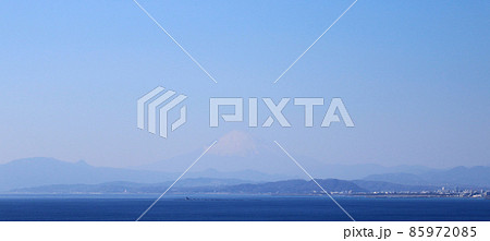 江ノ島から見える海と空と富士山 江ノ島から見える海と空と富士山 85972085