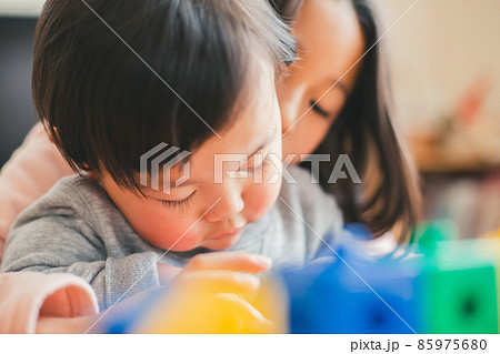2 years old  &  7 years old 2 years old  &  7 years old 85975680