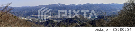 道志山塊 山梨百名山の高柄山山頂からのパノラマ写真 道志山塊 山梨百名山の高柄山山頂からのパノラマ写真 85980254