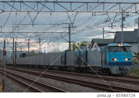 早朝の東海道本線を疾走するM250系スーパーレールカーゴ(ヘッドマークなし)_2021/4/10撮影 早朝の東海道本線を疾走するM250系スーパーレールカーゴ(ヘッドマークなし)_2021/4/10撮影 85980726