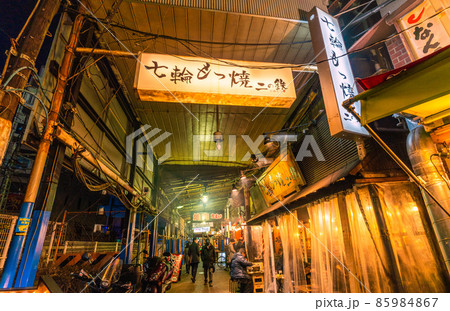 日本の川崎都市景観 レトロな飲み屋街・溝の口駅西口商店街などを望む＝1月20日 85984867
