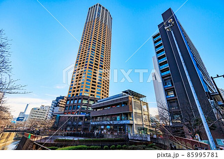 東京　目黒区　中目黒駅前の都市風景　中目黒アトラスタワー 85995781