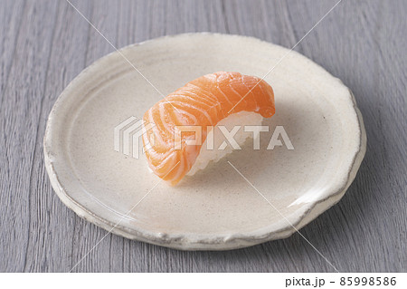 サーモン握り 85998586