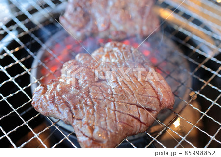 黒毛和牛 厚切り牛タン 85998852