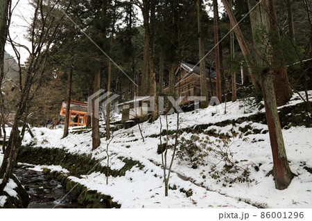 新春の山寺散策・28(岐阜県揖斐郡揖斐川町横蔵:両界山横蔵寺) 新春の山寺散策・28(岐阜県揖斐郡揖斐川町横蔵:両界山横蔵寺) 86001296