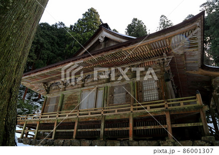 新春の山寺散策・39（岐阜県揖斐郡揖斐川町横蔵：両界山横蔵寺） 86001307