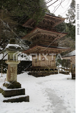 新春の山寺散策・41(岐阜県揖斐郡揖斐川町横蔵:両界山横蔵寺) 新春の山寺散策・41(岐阜県揖斐郡揖斐川町横蔵:両界山横蔵寺) 86001309