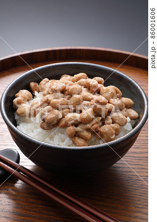 納豆とご飯 86001606