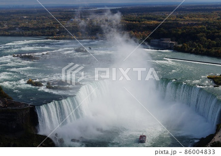 カナダから見たナイアガラのカナダ滝 カナダから見たナイアガラのカナダ滝 86004833