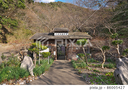 【戸津井鍾乳洞】 和歌山県日高郡由良町戸津井 86005427