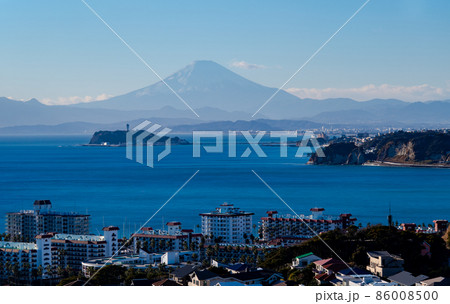 富士山と江ノ島風景 86008500