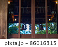 神社の窓 86016315