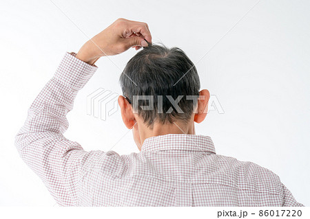 シニア男性　ヘアケア　薄毛 86017220