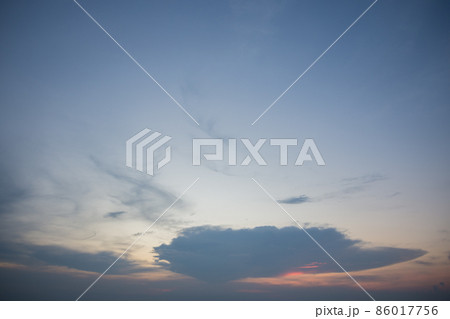 Colorful pictures of the sky and clouds during the evening. Colorful pictures of the sky and clouds during the evening. 86017756