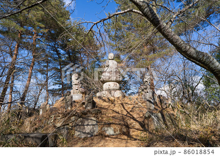 五百羅漢（鐘撞堂山の円良田コース） 86018854