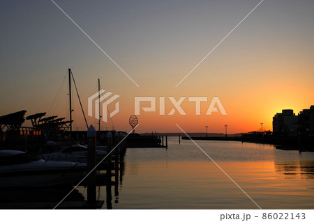 Sunset 86022143
