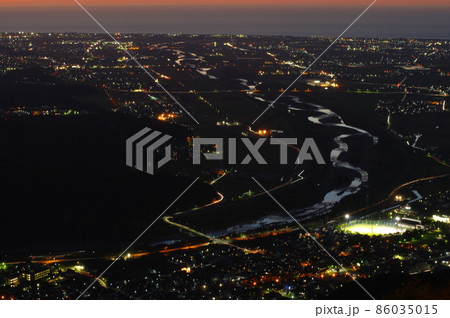 獅子吼高原からの手取川扇状地の夜景 86035015
