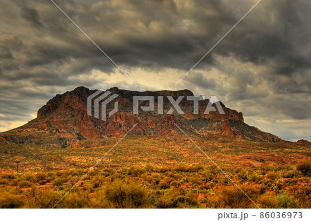 Desert Storm Approaching 4 86036973