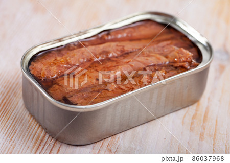 Natural frigate mackerel fillets in tin can Natural frigate mackerel fillets in tin can 86037968