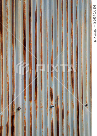 トタンの壁 剥げかけた塗料 トタンの壁 剥げかけた塗料 86041684