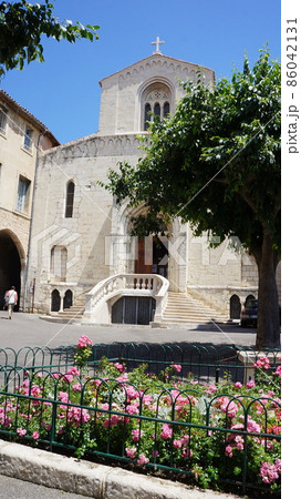 南仏の教会 南仏の教会 86042131