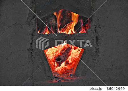 【紀州備長炭 炭焼き窯】 和歌山県田辺市秋津川 【紀州備長炭 炭焼き窯】 和歌山県田辺市秋津川 86042969