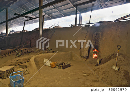 【紀州備長炭 炭焼き窯】 和歌山県田辺市秋津川 【紀州備長炭 炭焼き窯】 和歌山県田辺市秋津川 86042979