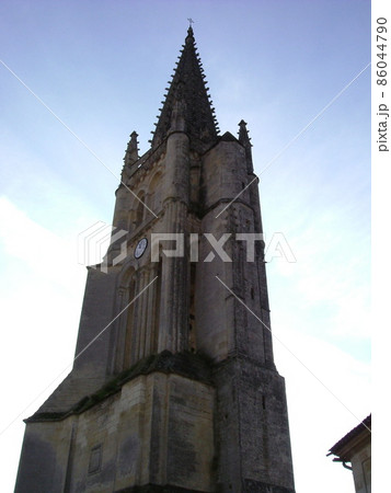 サン＝テミリオン　Saint Emilion　の街並み　2006年 86044790
