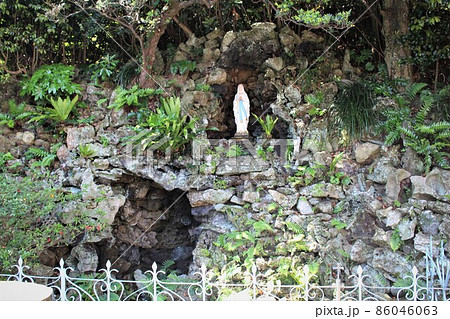 井持浦教会・ルルド　五島列島　福江島　長崎県　 86046063