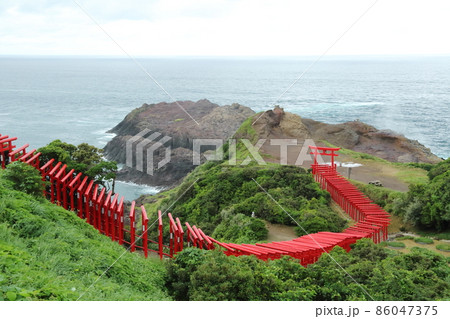 元乃隅神社の鳥居 86047375